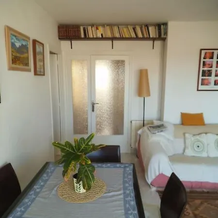 Cosy Penthouse In Pretty Town Of Apartman *