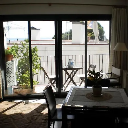Cosy Penthouse In Pretty Town Of